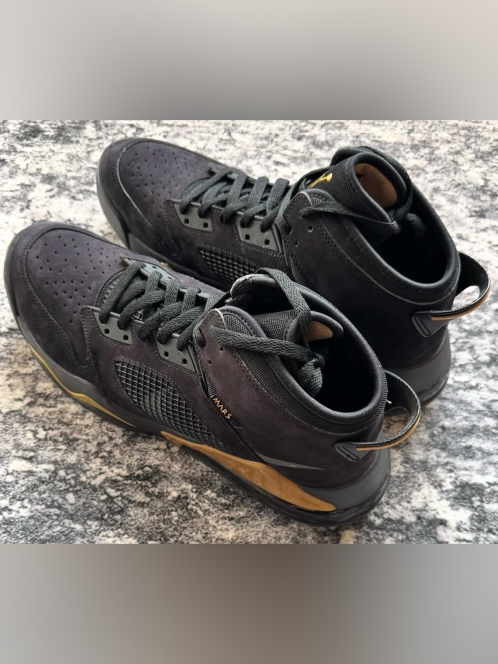 Jordan Mars 270 Black Gold, Size 14 Men’s.
